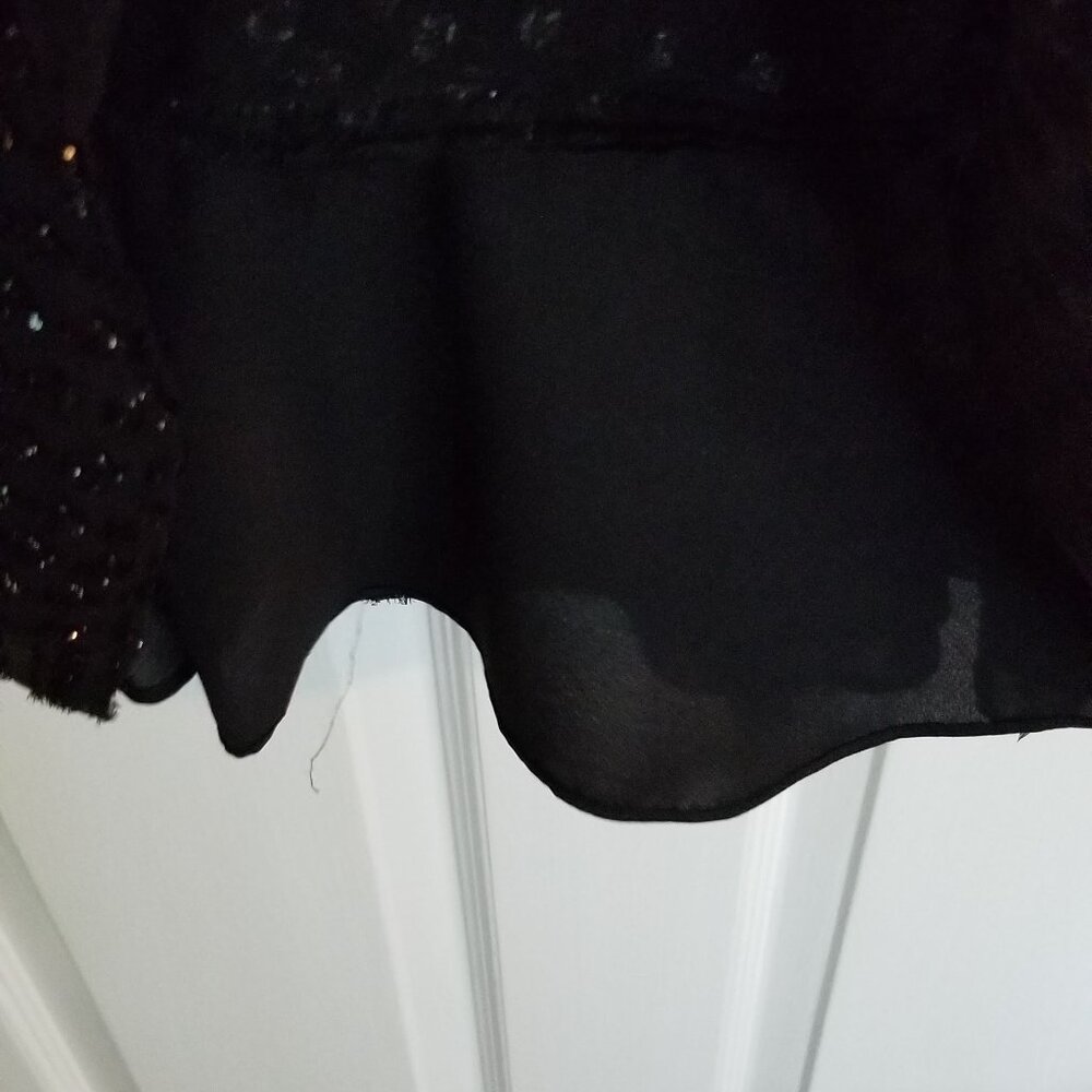 Isaac Mizrahi sparkly blouse, size 8 - Picture 8 of 13